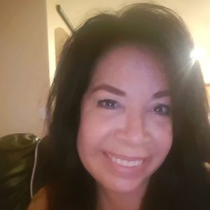 Meet your Posher, Pam